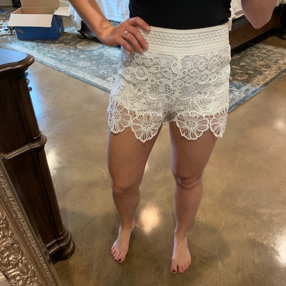 High Waisted White Floral Shorts